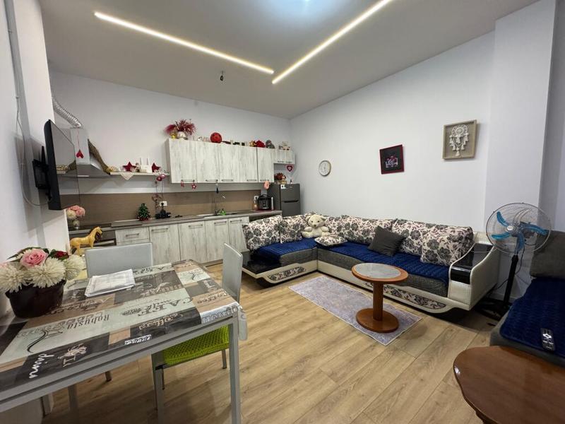 Apartament 1+1 në shitje në Pastiçeri Pelikan Plazh, Durrës, 50 m². Foto 2 nga 7