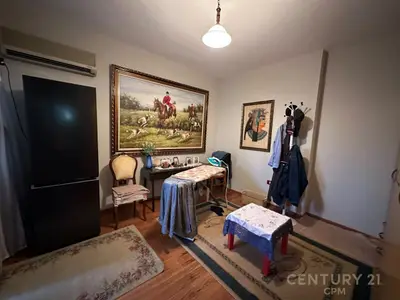 Apartament 3+1 në shitje në Rruga Muhamet Gjollesha, Tiranë, 137 m². Foto 8 nga 12