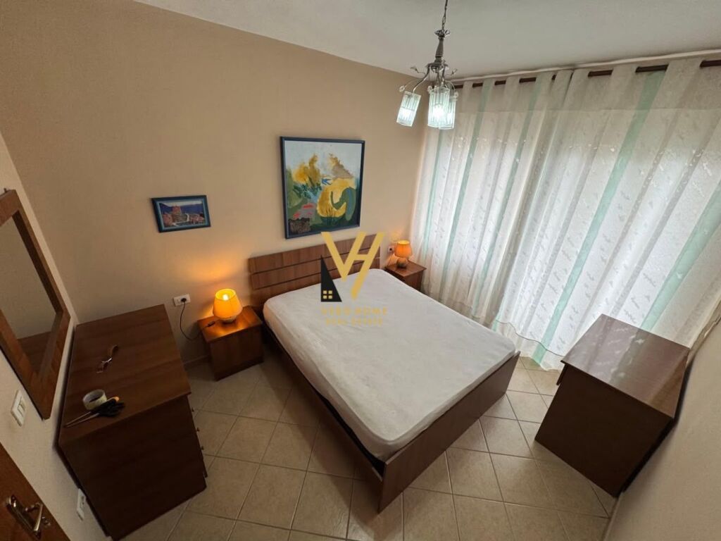 Apartament 2+1 me qera në Astir, Tiranë, 130 m². Foto 2 nga 3