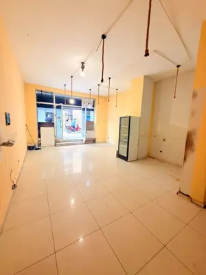 Commercial space for rent in Stacioni i Trenit, Durrës, 40 m². Photo 2 of 5