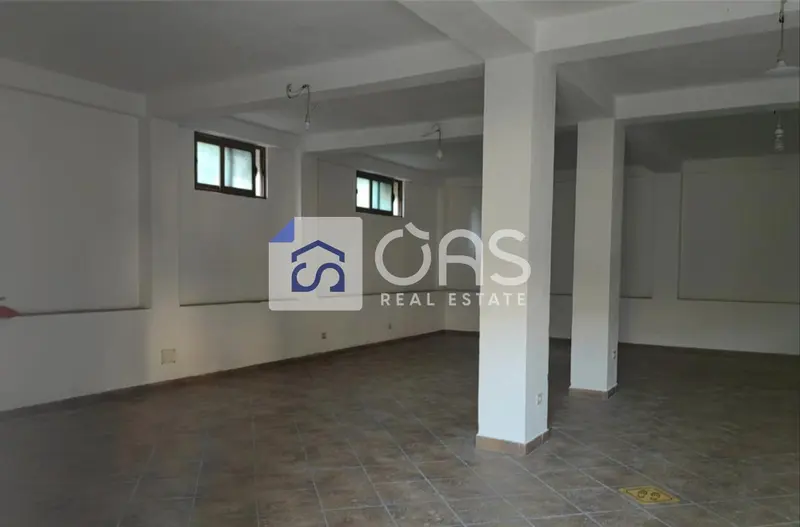 Magazzino in affitto a Rruga Tonin Harapi, Tirana, 100 m²