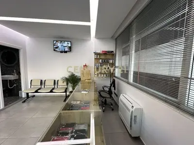 Commercial space for sale in Plazh, Durrës, 130 m². Photo 3 of 12
