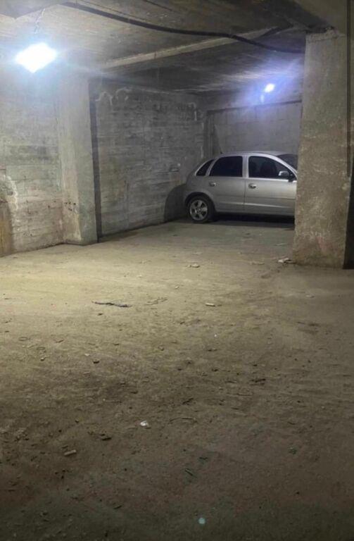 Garage in vendita a Rruga Shefqet Kuka, Tirana, 111 m²