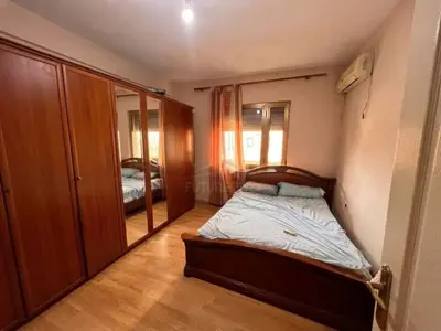 Appartamento 1+1 in affitto ad Ambasada Amerikane, Tirana, 70 m². Foto 2 di 6