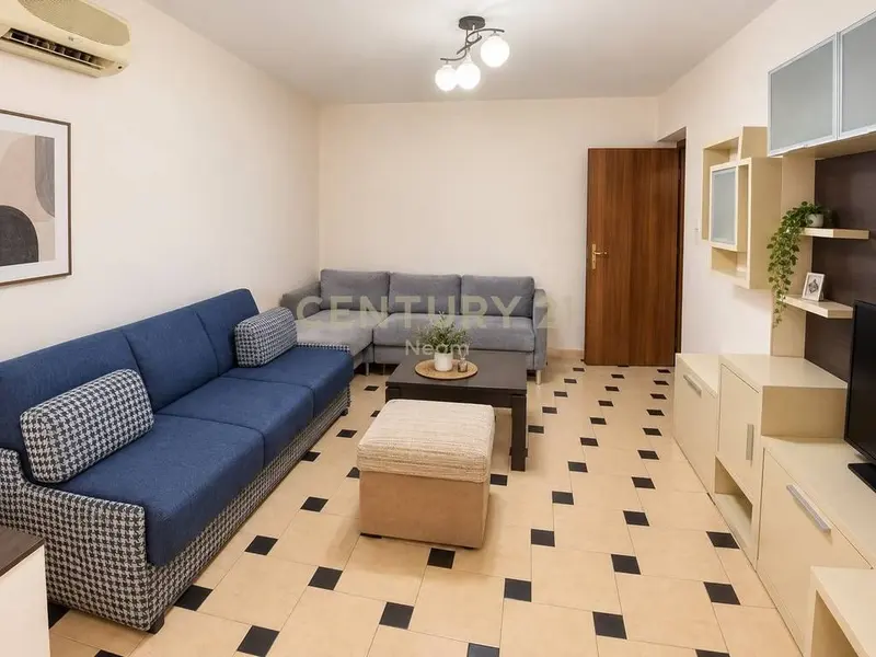 Appartamento 2+1 in vendita a Rruga Zihni Sako, Tirana, 76 m²