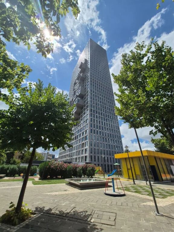 Office for rent in Downtown One, Tirana, 150 m². Photo 1 of 3