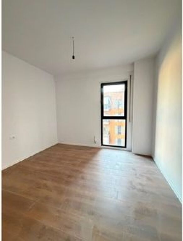 Apartment 2+1 for sale in Xhamlliku, Tirana, 99 m². Photo 3 of 3