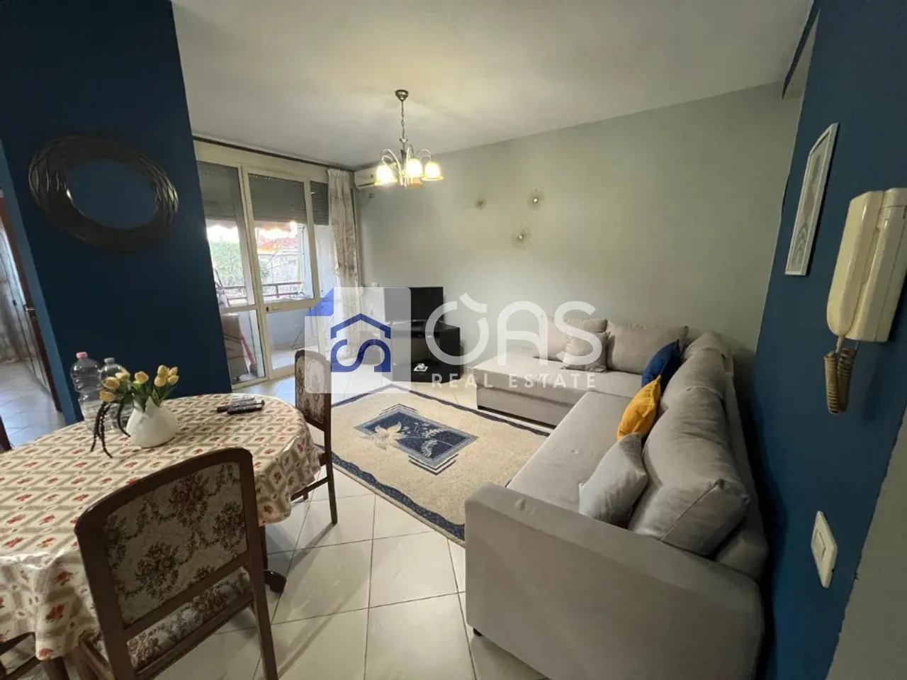 Apartament 1+1 me qera në Rruga Fortuzi, Tiranë, 65 m². Foto 1 nga 6