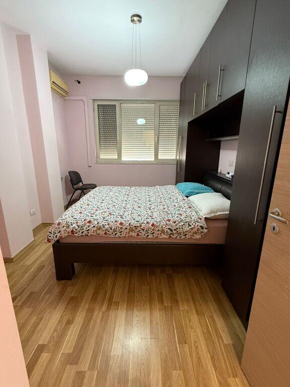 Apartament 2+1 në shitje në Sheshi Pranvera, Durrës, 100 m². Foto 5 nga 8