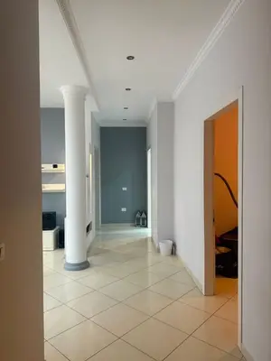 Apartament 3+1 me qera në Vilat Gjermane, Tiranë, 110 m². Foto 4 nga 10