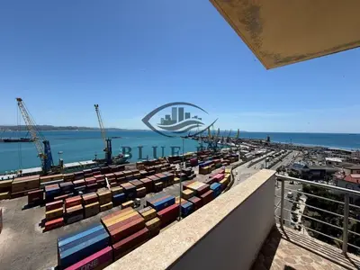 Apartament 3+1 me qera në Rruga Egnatia, Durrës, 140 m². Foto 5 nga 8