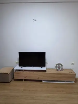 Villa 2+1 in affitto a Tirana, 100 m². Foto 2 di 8