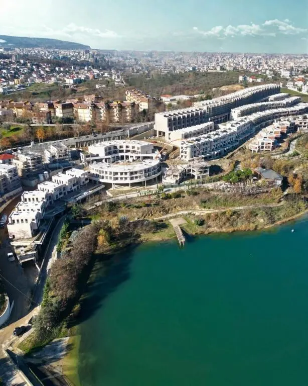 Dupleks 2+1 në shitje në Farkë, Tiranë, 124 m²