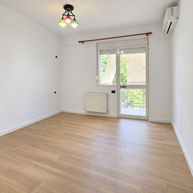 Ambient biznesi me qera në Rruga e Elbasanit, Tiranë, 113 m². Foto 2 nga 7