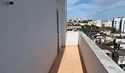 Appartamento in vendita a Rruga Prokop Meksi, Durazzo, 160 m². Foto 2 di 5