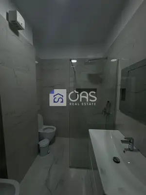 Apartament 1+1 me qera në Kodra e Diellit, Tiranë, 70 m². Foto 11 nga 12