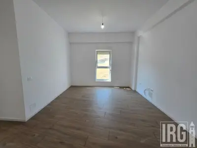 Apartament 2+1 në shitje në Ali Demi, Tiranë, 74 m². Foto 2 nga 3