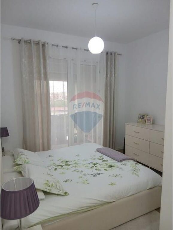 Apartament me qera në Siri kodra, Tiranë, 95 m². Foto 2 nga 3