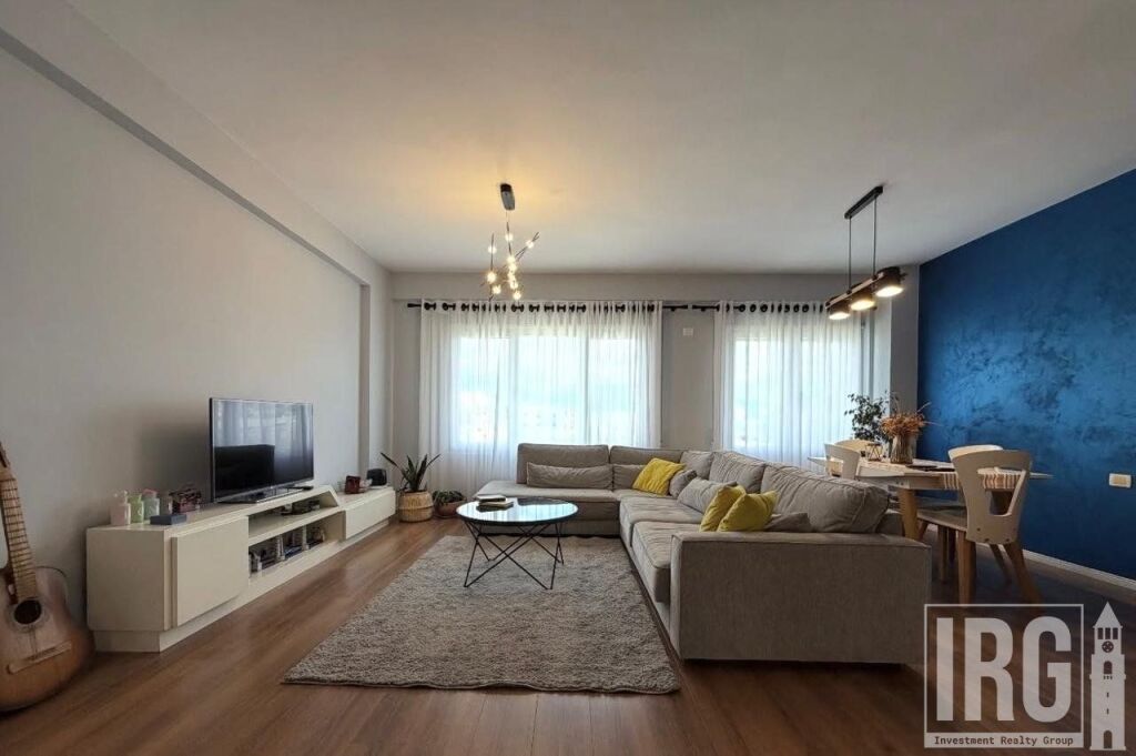 Duplex 2+1 for rent in Kodra e Diellit, Tirana, 120 m². Photo 1 of 3