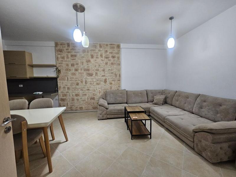 Appartamento in vendita a Kodra e Diellit, Tirana, 116 m²