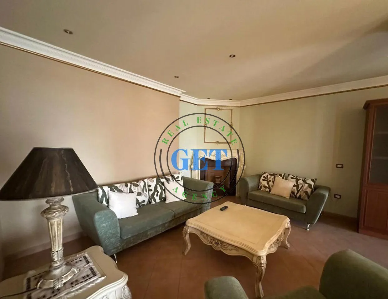 Apartament 2+1 në shitje në Qendra Tregtare Blue Star, Durrës, 130 m². Foto 1 nga 12