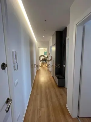 Apartament 2+1 me qera në Rruga 5 Maji, Tiranë, 93 m². Foto 3 nga 10