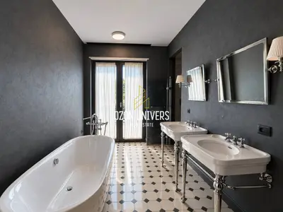 Villa studio for sale in Lundër, Tirana, 670 m². Photo 10 of 12