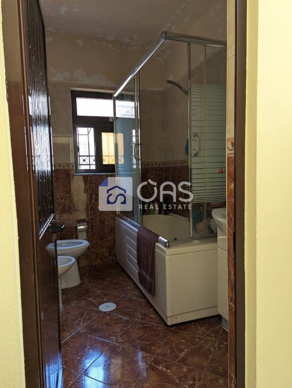 Vilë në shitje në Don Bosko, Tiranë, 280 m². Foto 10 nga 12