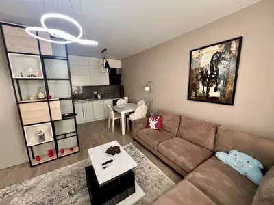 Appartamento 1+1 in affitto a Rruga Siri Kodra, Tirana, 65 m². Foto 1 di 3