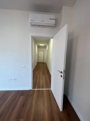 Ufficio in affitto a Rruga Jeronim de Rada, Tirana, 135 m². Foto 10 di 10