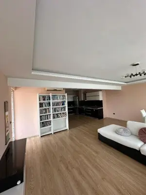 Appartamento 2+1 in affitto a Laprakë, Tirana, 140 m². Foto 4 di 8