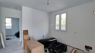 Appartamento 1+1 in affitto a Rruga Komuna e Parisit, Tirana, 75 m². Foto 12 di 12