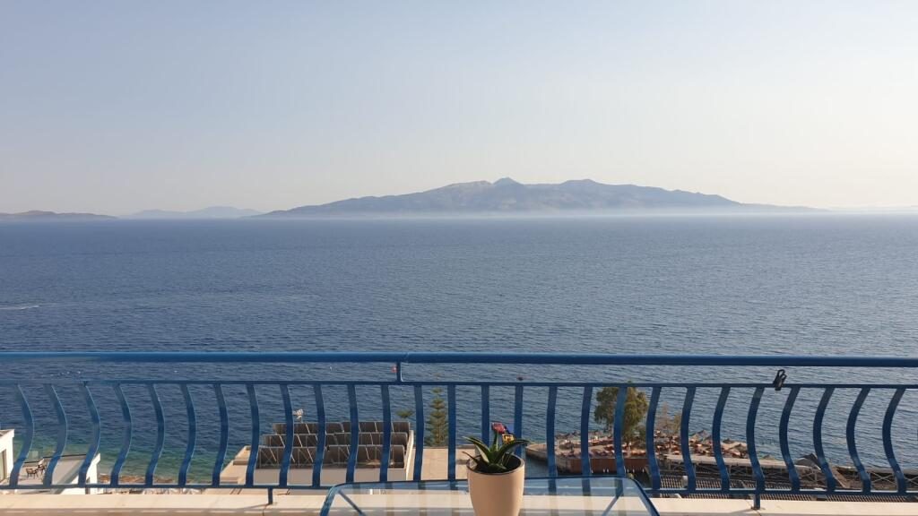Apartament 3+1 në shitje në Rruga Mitat Hoxha, Sarandë, 180 m². Foto 1 nga 4