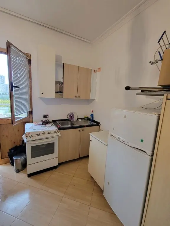 Monolocale in affitto a Siri kodra, Tirana, 40 m²