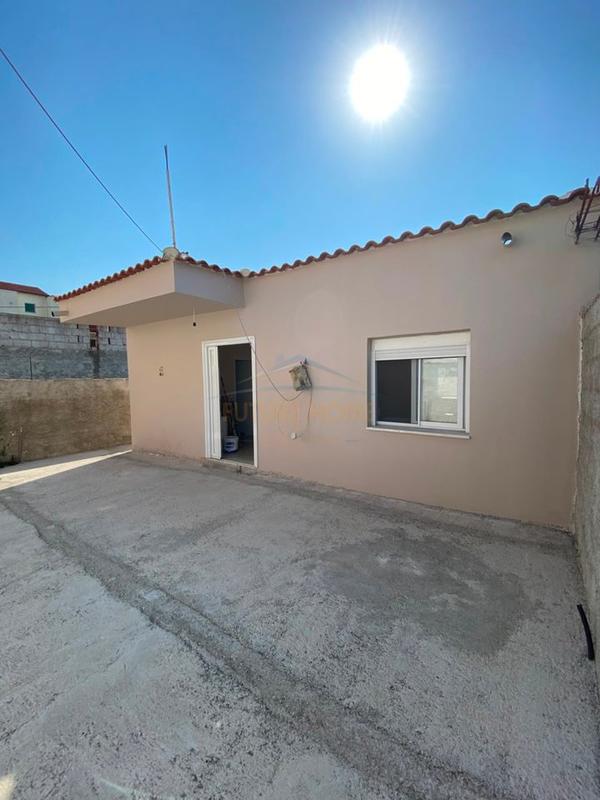 Land for sale in Rr "Mis Durhan", Vlorë, 189 m²