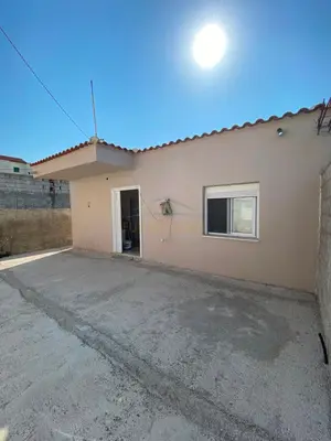 House for sale in Vlorë, 189 m². Photo 1 of 8