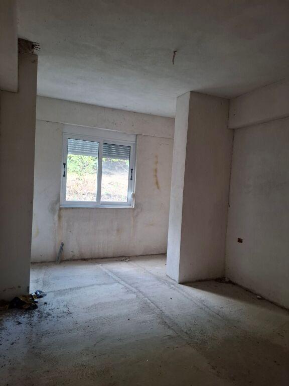 Apartament 1+1 në shitje në Rruga Kodra e Shtufit, Gjirokastër, 60 m². Foto 4 nga 4