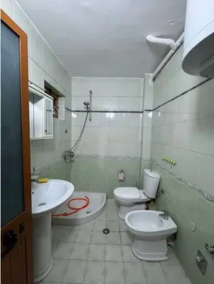 Apartament 2+1 me qera në Spitali Ushtarak, Tiranë, 102 m². Foto 12 nga 12