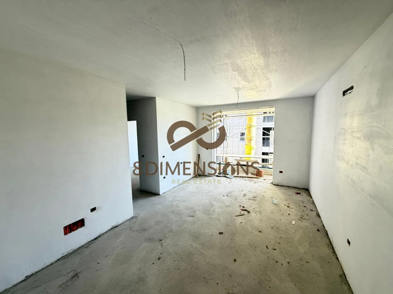 Appartamento 2+1 in vendita a Paskuqan, Kamza, 90 m². Foto 1 di 10