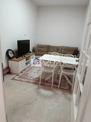 Apartament 2+1 me qera në Vasil Shanto, Tiranë, 75 m². Foto 2 nga 7