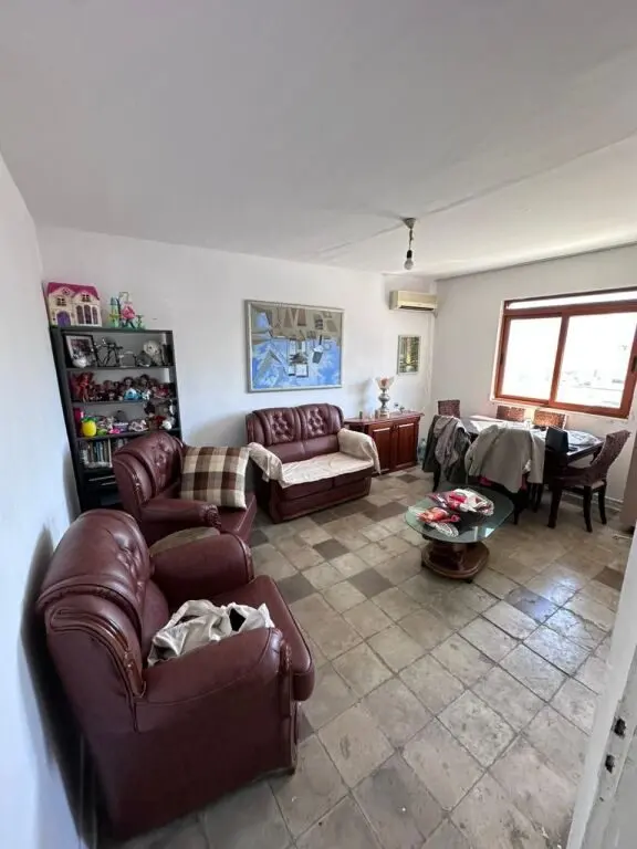 Appartamento 2+1 in vendita a Vala Park, Durazzo, 75 m²