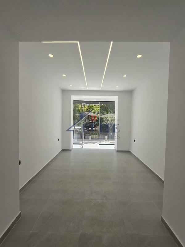 Shop for sale in Brryli, Tirana, 43 m²