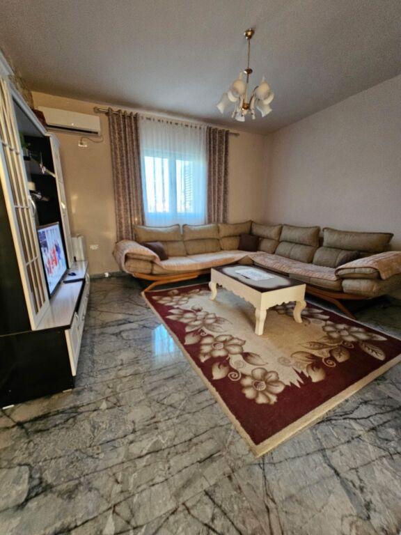 Vilë në shitje në Rruga Koco Miho, Durrës, 140 m². Foto 6 nga 12