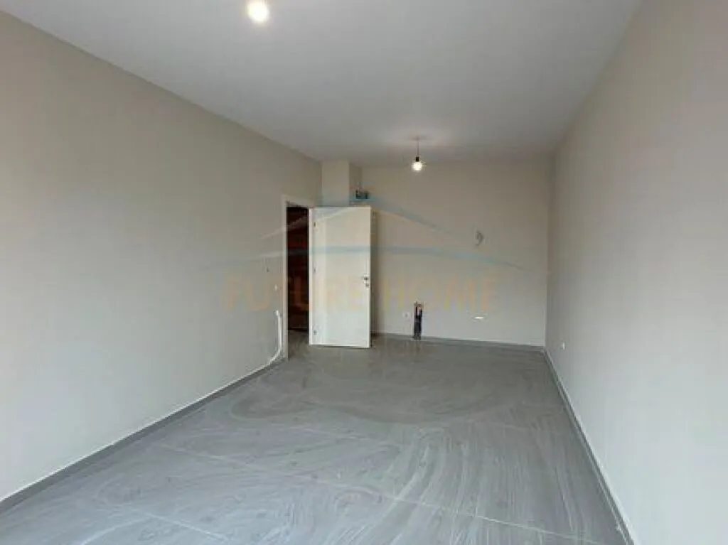Apartament 1+1 në shitje në Parking ASL 1, Tiranë, 64 m². Foto 1 nga 7