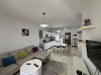 Appartamento 2+1 in affitto a Yzberisht, Tirana, 70 m². Foto 2 di 8