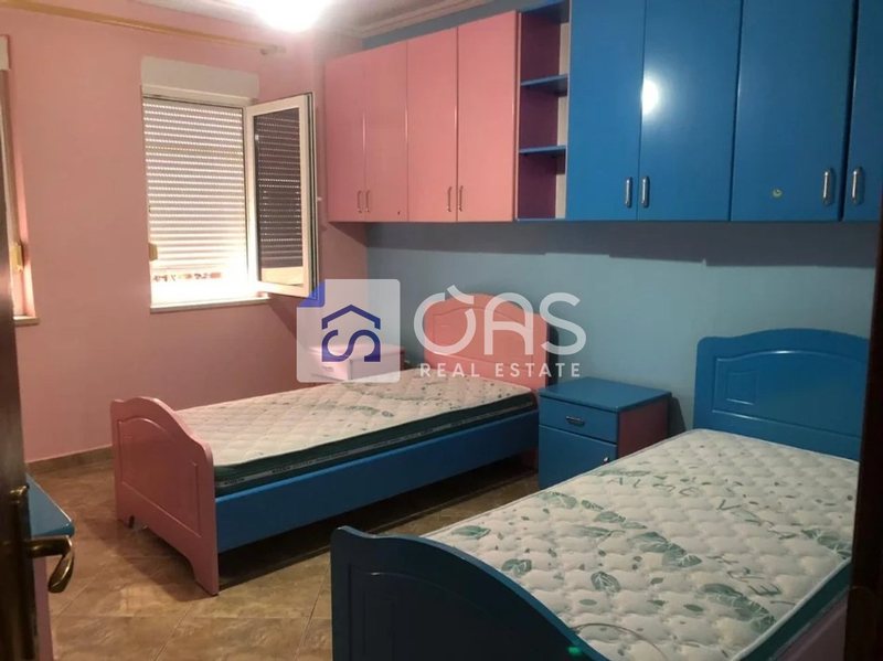 Apartament 2+1 në shitje në Liqeni i Thatë, Tiranë, 140 m². Foto 4 nga 5
