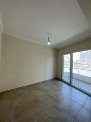 Commercial space for rent in Tregu Industrial, Durrës, 70 m². Photo 5 of 5