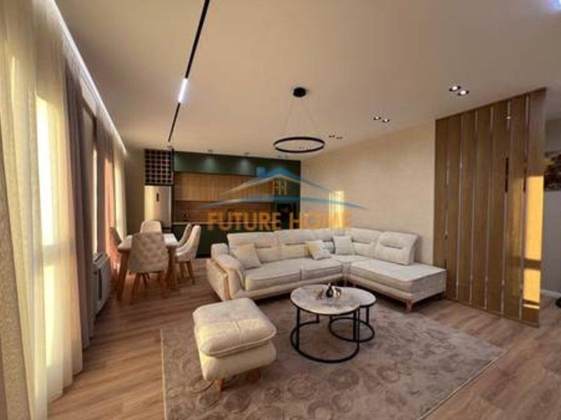 Appartamento 2+1 in vendita a Rruga Jordan Misja, Tirana, 104 m²