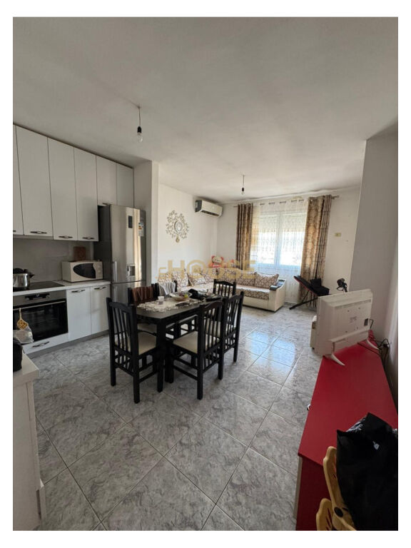 Apartment 1+1 for sale in Astir, Tirana, 68 m². Photo 2 of 3