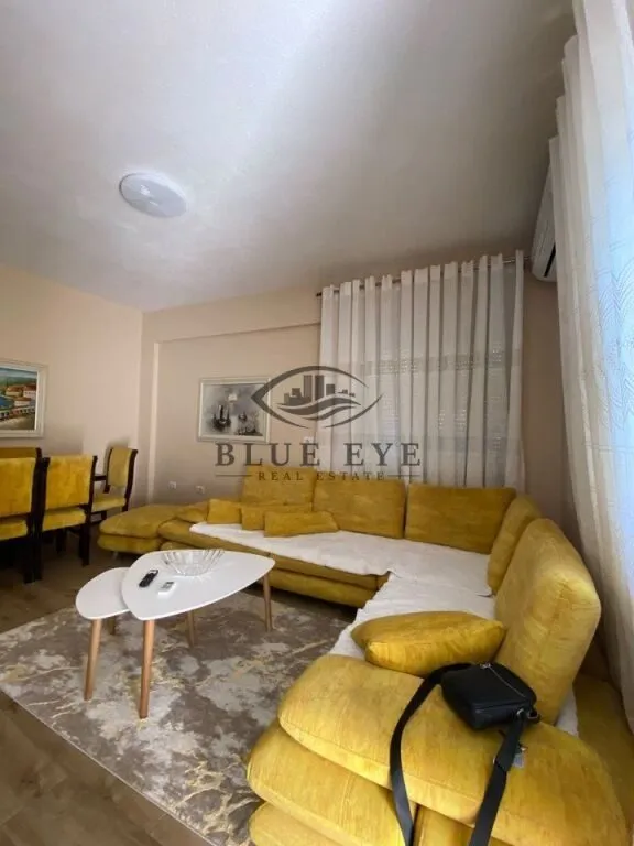 Apartament 2+1 me qera në Gjykata, Durrës, 80 m². Foto 1 nga 8
